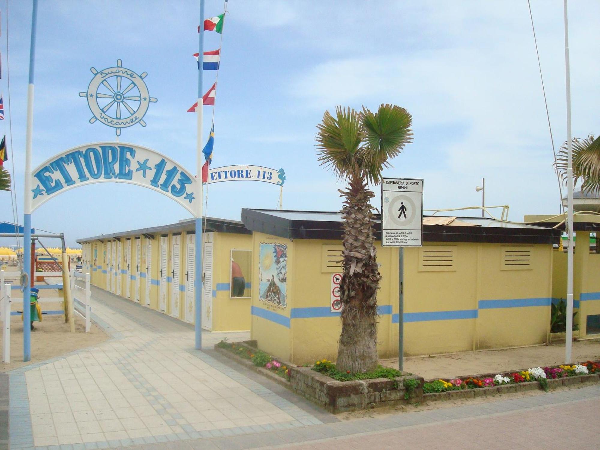 Hotel Amalfi Rimini Extérieur photo